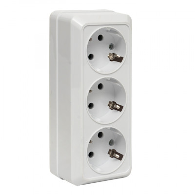 Фотография Рим Розетка 3-местная 16А с заземлением белая EKF, артикул ENR16-228-10