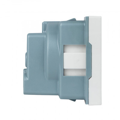 Фотография Розетка 45х45 с заземлением, прямая, белая EKF, артикул E2MR16-028-10