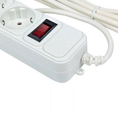 Фотография Сетевой фильтр 6*5м 16А/3,2кВт с выкл. c/з ПВС 3х1,0 Блокбастер XL EKF PROxima, артикул UFA16-310-6-05