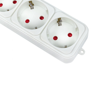 Фотография Сетевой фильтр 6*5м 16А/3,2кВт с выкл. c/з ПВС 3х1,0 Блокбастер XL EKF PROxima, артикул UFA16-310-6-05