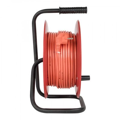 Фотография Удлинитель на катушке Гефест 2.0 4 гнезда 30м с заземлением и предохранителем ПВС 3*1,5 16А/3,5кВт IP44 PROxima, артикул UKA02-16-R315-4-30-IP44