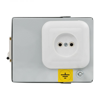 Фотография Ящик с понижающим трансформатором ЯТП 0,25кВА 220/12В EKF Basic, артикул yatp0,25-220/12v-2a